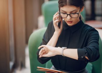 Audiência Trabalhista atrasada: o que o advogado pode fazer?